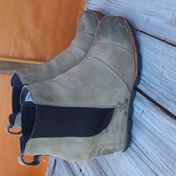 SOREL JOAN OF ARTIC LEA WEDGE ANKLE BOOTIES - Picture 1 of 5